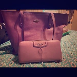 Authentic coach purse and wallet (sold)